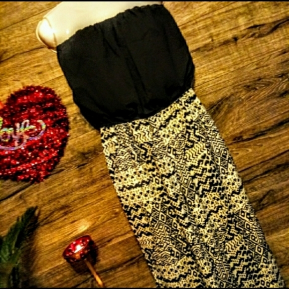 Liberty Love Strapless Jumpsuit Romper Aztec Print Size Medium Wide Leg EUC - Picture 4 of 9